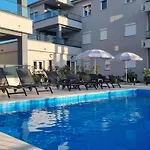 Apartamento Punta By Interhome *